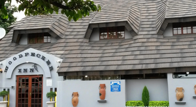 Woodpecker Inn