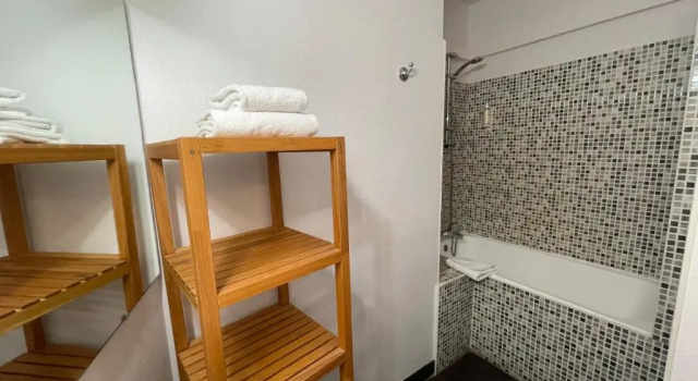 Четырёхместный номер Standard The Originals City, Hôtel Napoléon, La Roche-sur-Yon