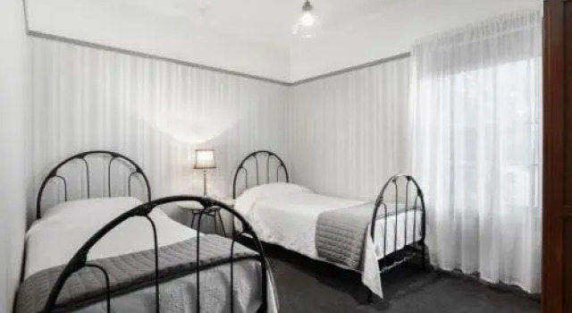 Wagga Wagga Country Cottages, Забронировать Отель Уогга-Уогга 