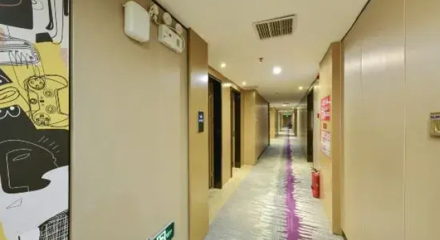 WanYoo Esports Hotel (Foshan Ancestral Temple Creative Industry Park), Boek Hotel Hotels in Guangdong met parkeren, Parkeren