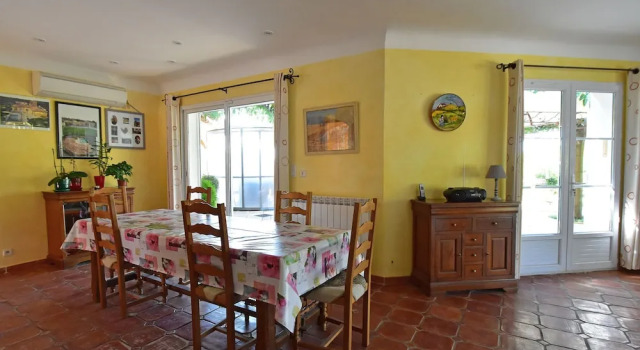 Stunning Villa Near Regusse With Private Swimming Pool