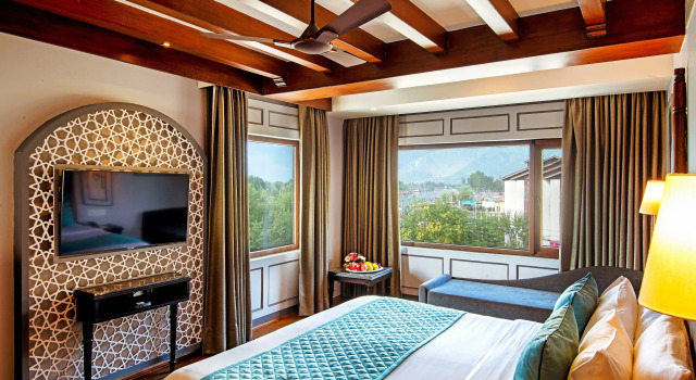 Номер Premier The Vintage Srinagar at Dal Lake