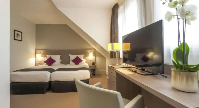 Двухместный семейный номер Standard Best Western Plus Hotel Du Parc Chantilly