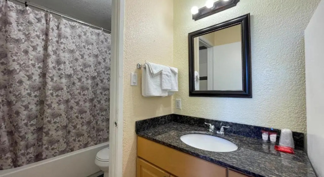 Номер Standard Motel 7 - Near Six Flags, Vallejo - Napa Valley