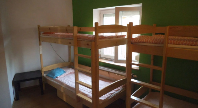 18/12 Hostel Krakow, Buchen Sie Hostel Krowodrza Krakau