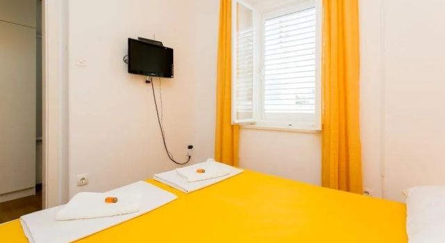 Yellow Room Guesthouse, Забронировать Отель Отели Региона Дубровника 3 звезды, 3*