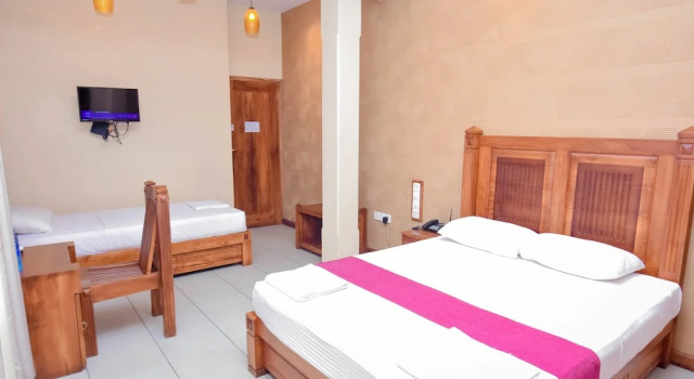 Трёхместный номер Deluxe с балконом и с видом на озеро Piumara Residence