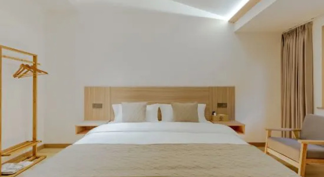Люкс Xiantan Shiguang Homestay (Taohuatan Scenic Area)