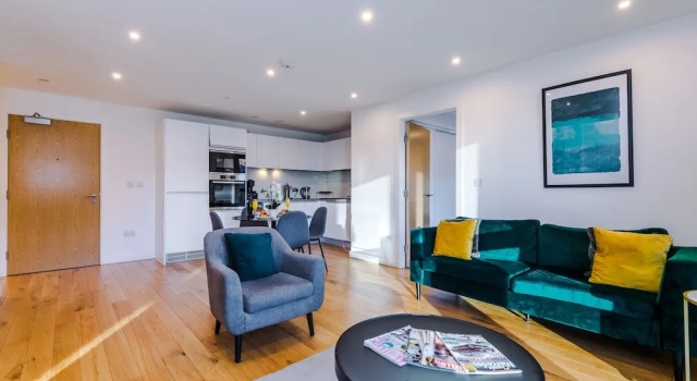 Remarkable 2-bed Apartment in Birmingham, Забронировать Апартаменты/квартира Отели Бирмингема с парковкой, рядом с Океанариум «Национальный центр морской жизни», Парковка