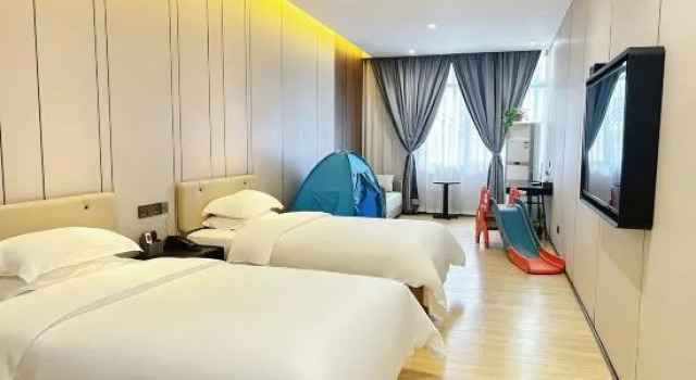 Тент Aegean Hotel (Ankang Railway Station Jiangbei Branch)
