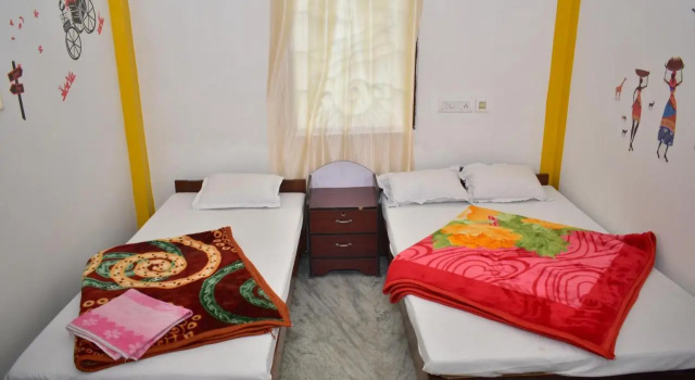 Binay chapa homestay in jaldapara, Réserver Hôtel Uttar Madarihat West Bengal