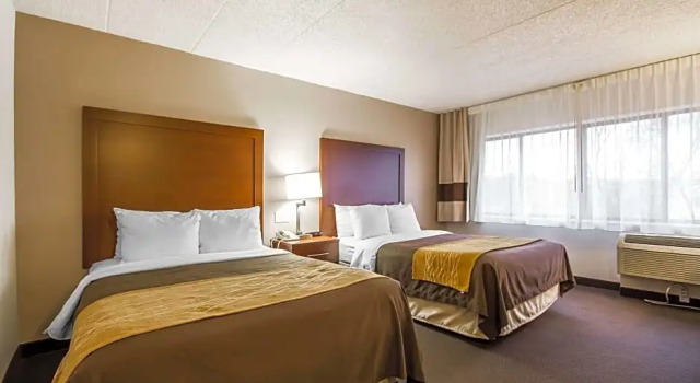 Номер Standard c 1 комнатой Comfort Inn & Suites Madison - Airport