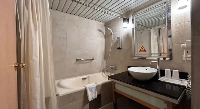 Четырёхместный номер Standard Guide Hotel Zhongli Zhongzheng
