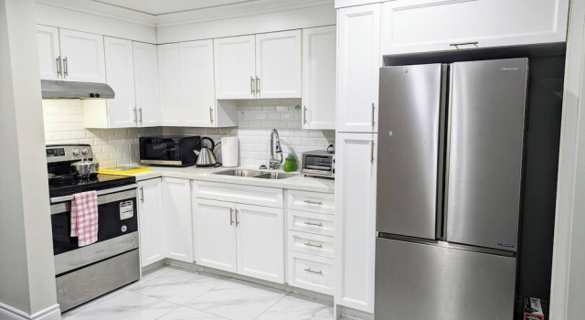 Коттедж Cozy 2-bedroom House Rental in Brampton's Mount Pleasant