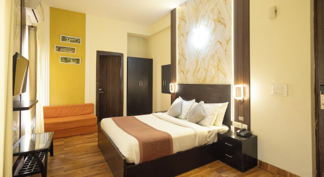 Номер Deluxe Hotel Urban Zip Affordable - #Near Prem Mandir #Chaar Dham