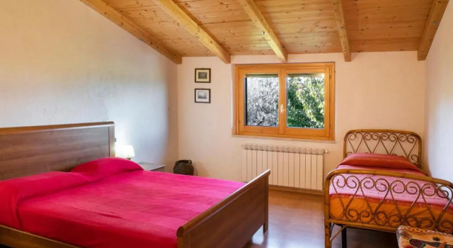Casale Mi Cantino, Varaa Hotelli Bevagna Umbria