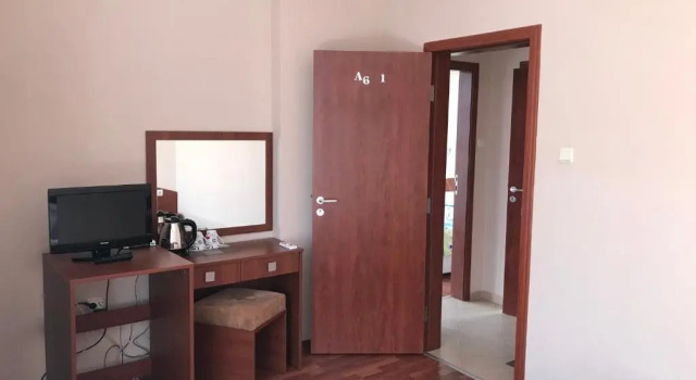 Семейный номер Standard с балконом Red House Guest House