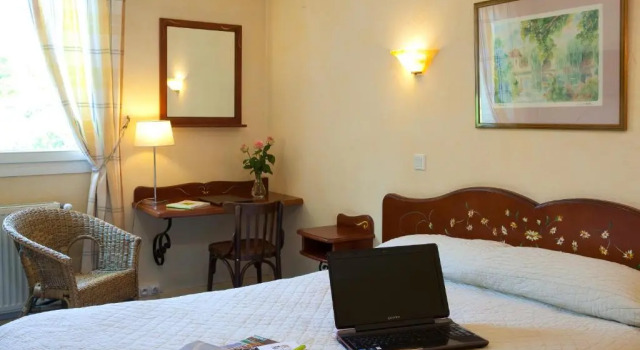 Двухместный номер Standard Logis Auberge Saint Simond