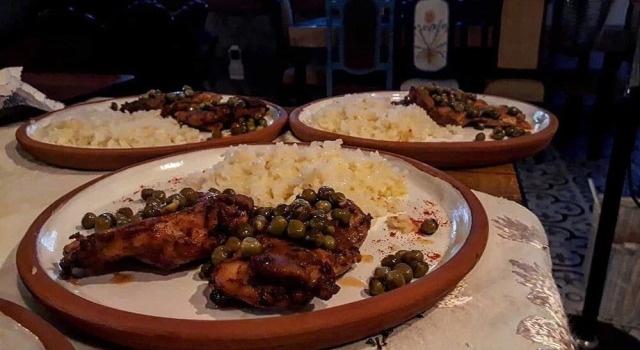 Gulnar Sultan Tas Konak, Rezervovat Hotel Hotely v Dikili s parkováním, Parkování