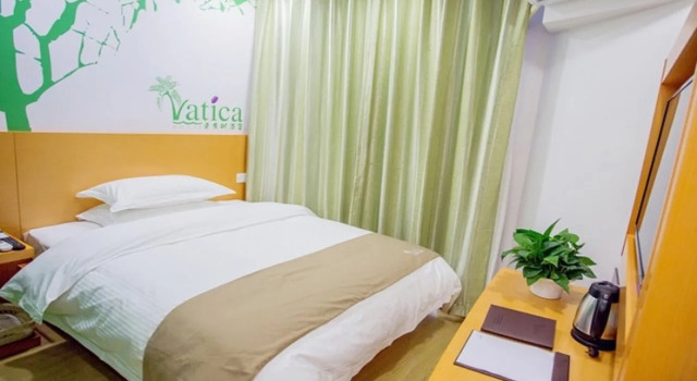 Vatica Beijing Miyun West Guoyuan Street Hotel, Book Hotel Hoteller i Beijing Province med parkering, Parkering