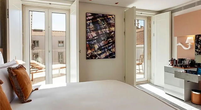 Двухместный номер Standard Convent Square Lisbon, Vignette Collection by IHG