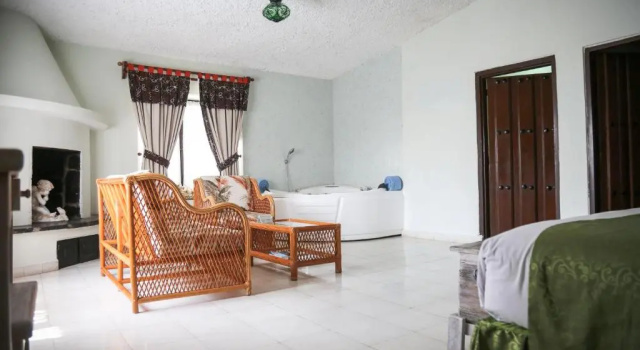 Люкс с видом на бассейн Villa Bonita Les Terrasses