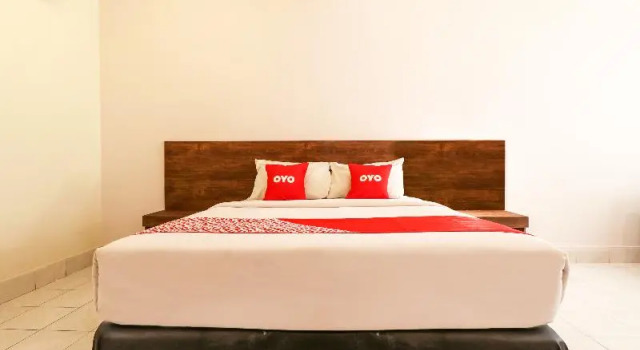 Двухместный номер Deluxe с балконом Pulau Bali Hotel Denpasar RedPartner