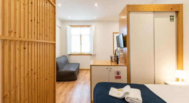 Студия Superior с видом на бассейн 733 Costa Cabral Metro Residence