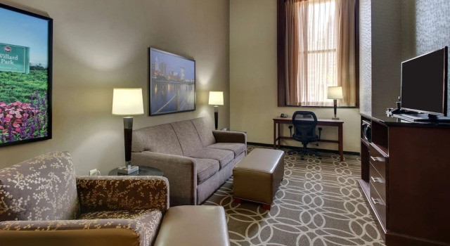 Люкс с 2 комнатами Drury Plaza Hotel Cleveland Downtown