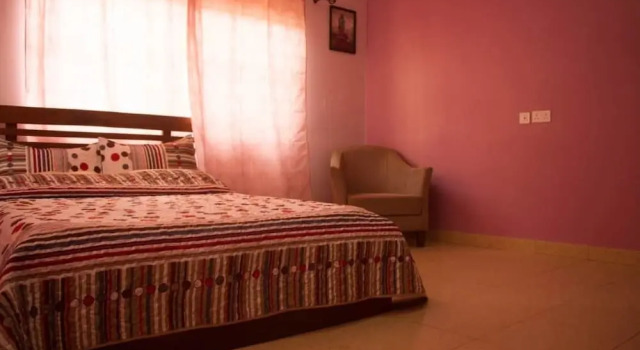 Casa De Gracia, Book Feriehus Sommerhuse i Greater Accra, Hytte