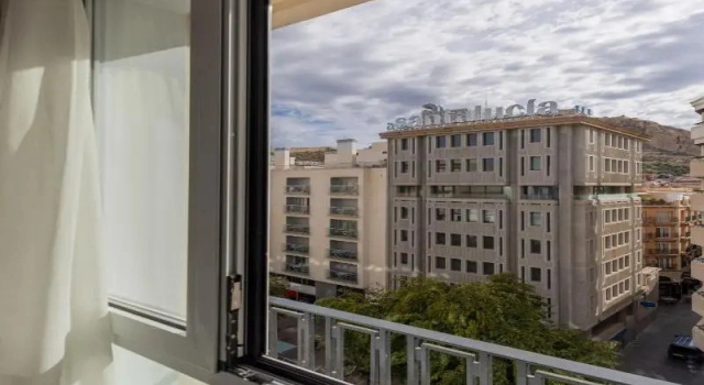 Четырёхместная студия Libere Alicante Rambla