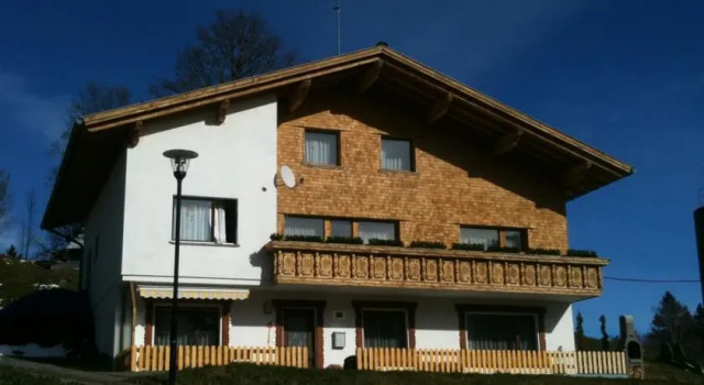Haus Mondspitze, Забронировать Отель Бюрзерберг Brandnertal