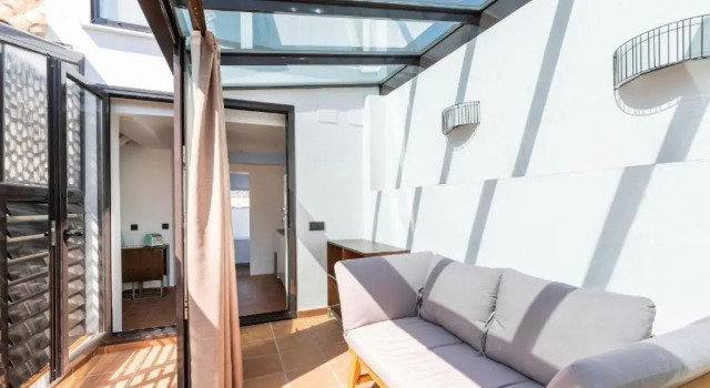 Suites San Pablo, Забронировать Отель Отели Севильи с парковкой, рядом с Музей Pabellon de la Navegacion, Парковка