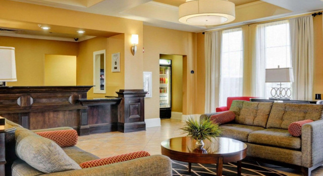Comfort Inn and Suites Fort Smith, Rezerwuj Hotel Fort Smith Ozarks