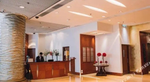 Четырёхместный люкс Executive The Empire Hotel Kowloon