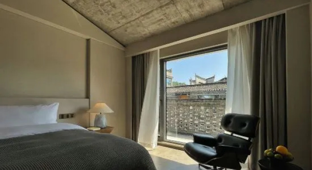 Люкс с 2 комнатами с красивым видом из окна Mount Villa By T Residence (Viral infinity pool & rooftop bar | Perfect photo spot)