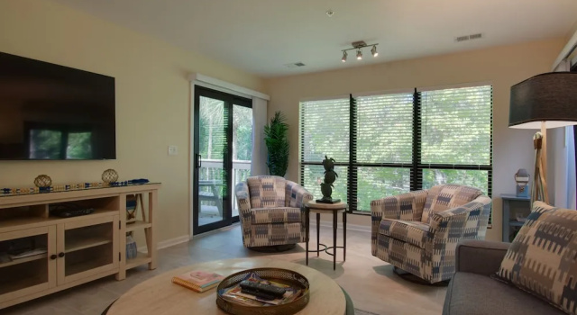 Номер Standard с 2 комнатами с балконом и с видом на залив Spacious Condo in the Heart of Hilton Head