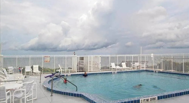 Ocean Condo 3bdrm 501, Prenota Hotel New Smyrna Beach 