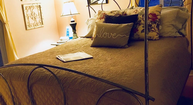 Peabody's 'Hip Little Stay', Boek Hotel Hotels in Virginia met ontbijt, Ontbijt