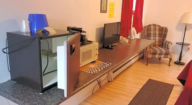 Номер Deluxe Falls Motel