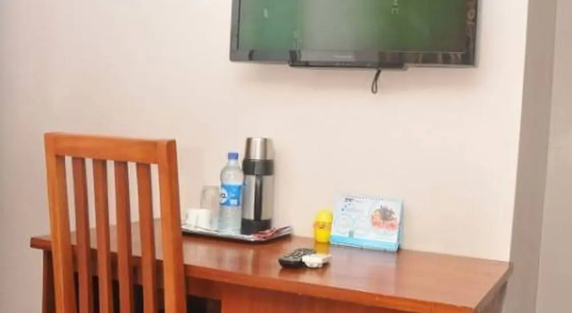 Eeyilobe Guest House