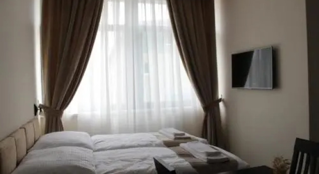 Elite Pension, Buchen Sie Hotel Štúrovo Nitriansky kraj