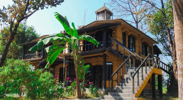 Sapana Village Lodge, Забронировать Отель Саураха провинция Багмати-Прадеш