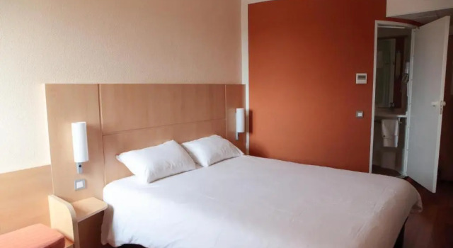 Двухместный номер Standard ibis Albert Pays de Somme