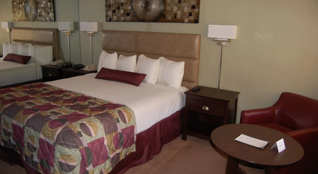 Casa Palma Boutique Palm Springs, Забронировать Бутик-отель Отели Палм-Спрингса 3 звезды, рядом с Palm Springs Square Shopping Center, 3*