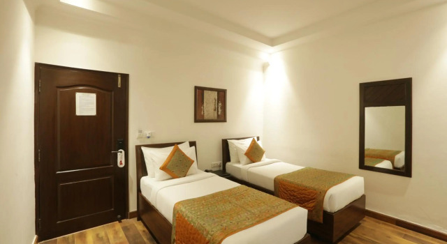 Hotel Le Seasons, Забронировать Отель Отели Нью-Дели с завтраком, Завтраки