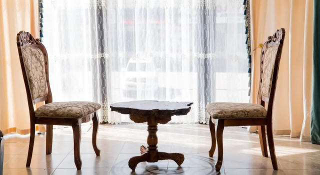 Hotel Tashrabat, Book Hotel Hoteller i Issyk-Kul Region med parkering, Parkering