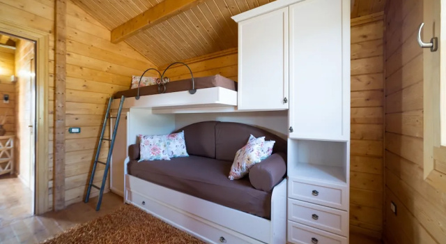 Chalet Tenuta Lacco, Buchen Sie Chalet Hotels in Sizilien mit Parkplatz, Parkplätze