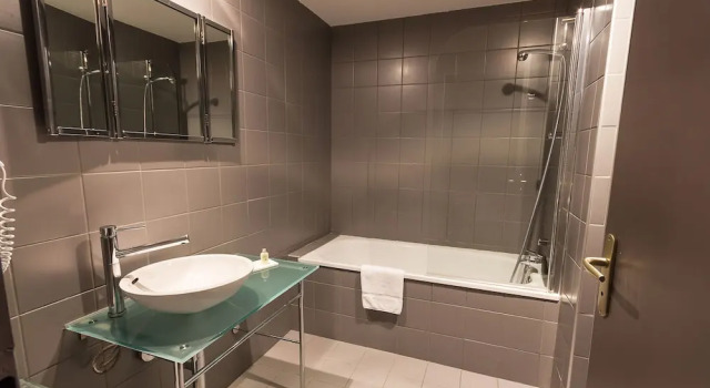 Двухместный номер Superior с видом на парк Hôtel Le Cervolan
