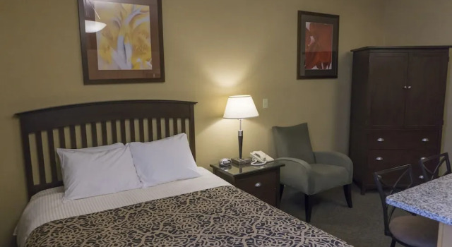 The Parker Inn and Suites, Rezerwuj Hotel Hotele w Schenectady z parkingiem, Parking
